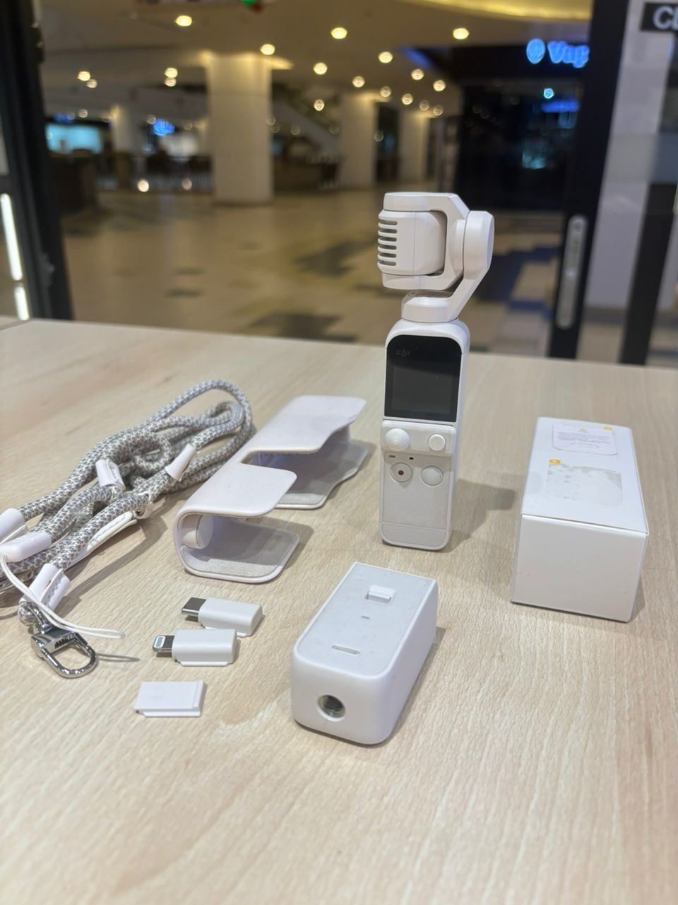 DJI POCKET (WHITE COLOUR)